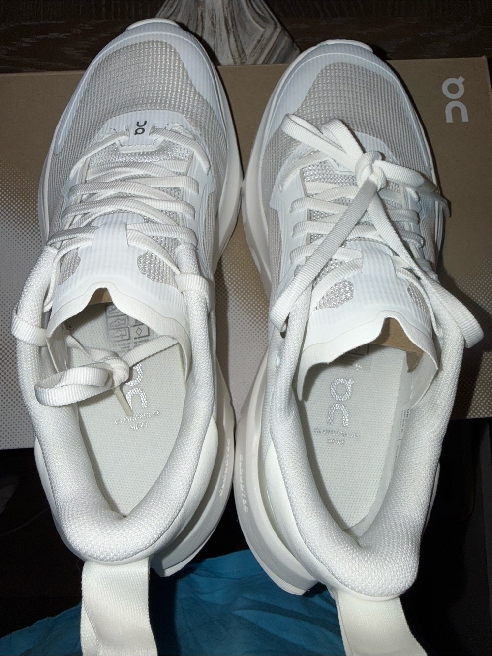 On Cloudpulse Next – Women’s Size 7.5 (White/Ice) BRAND NEW - Picture 6 of 10